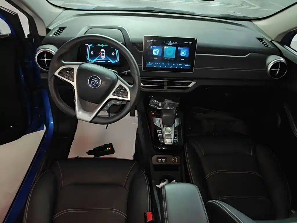 Yuan New Energy 2019 EV535 High Energy Pilot Edition купить на сайте DeffCars