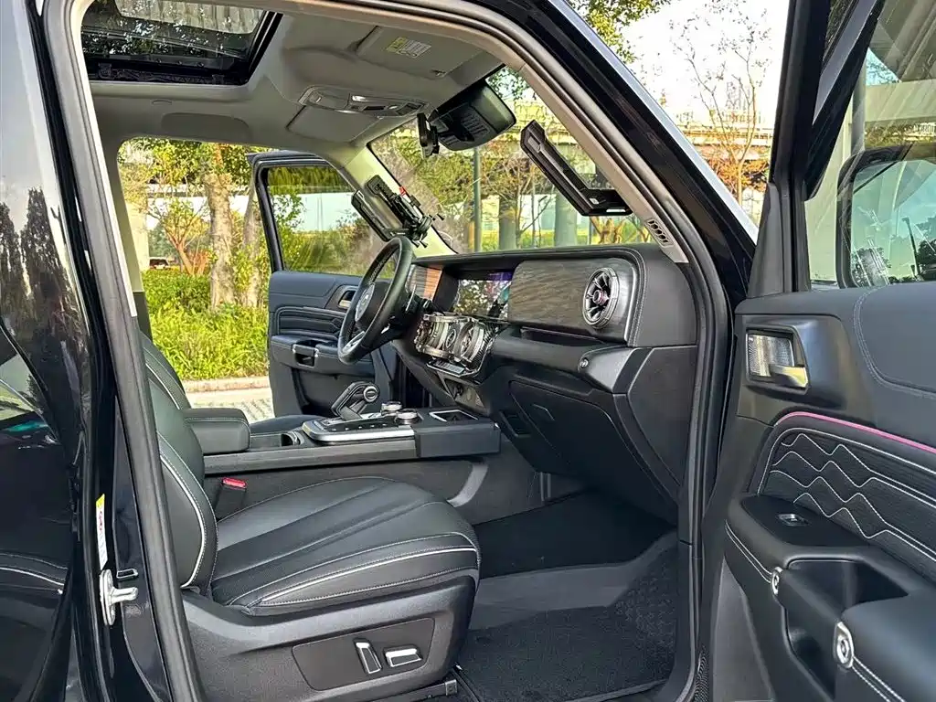 Tank 300 2023 City Edition 2.0T Very Stylish купить на сайте DeffCars