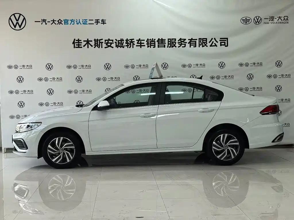 Bora 2026 200TSI DSG Yue Xing Navigation Edition купить на сайте DeffCars