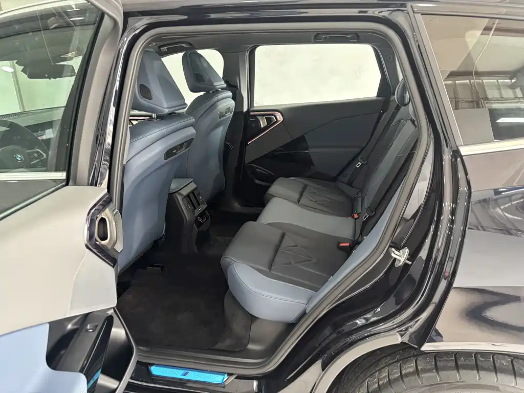 BMW X3 2025 xDrive30L Exclusive M Sports Package купить на сайте DeffCars