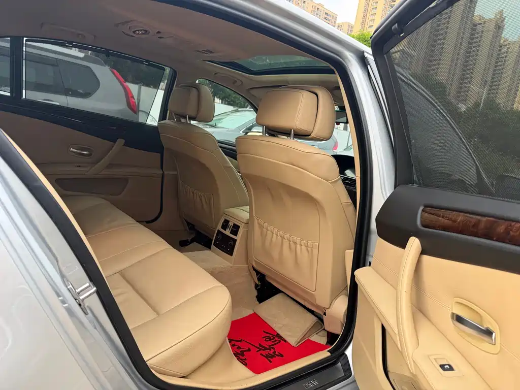 BMW 5 Series 2010 523Li Leading Model купить на сайте DeffCars