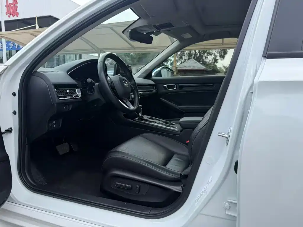 Stylish 2022 model 240TURBO CVT Fantasy Night·Luxury Edition купить на сайте DeffCars
