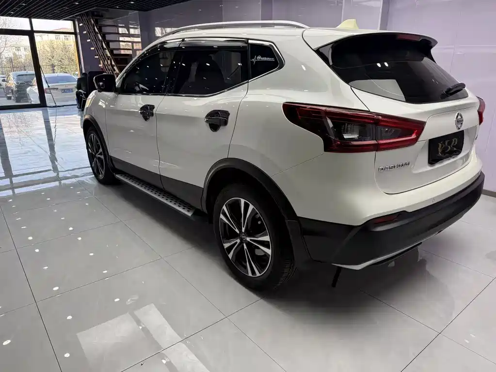 Qashqai 2022 2.0L CVT XV Prem Deluxe Edition купить на сайте DeffCars