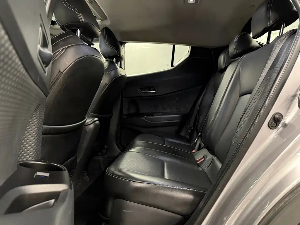 Yize IZOA 2021 2.0L Yixiang Edition купить на сайте DeffCars