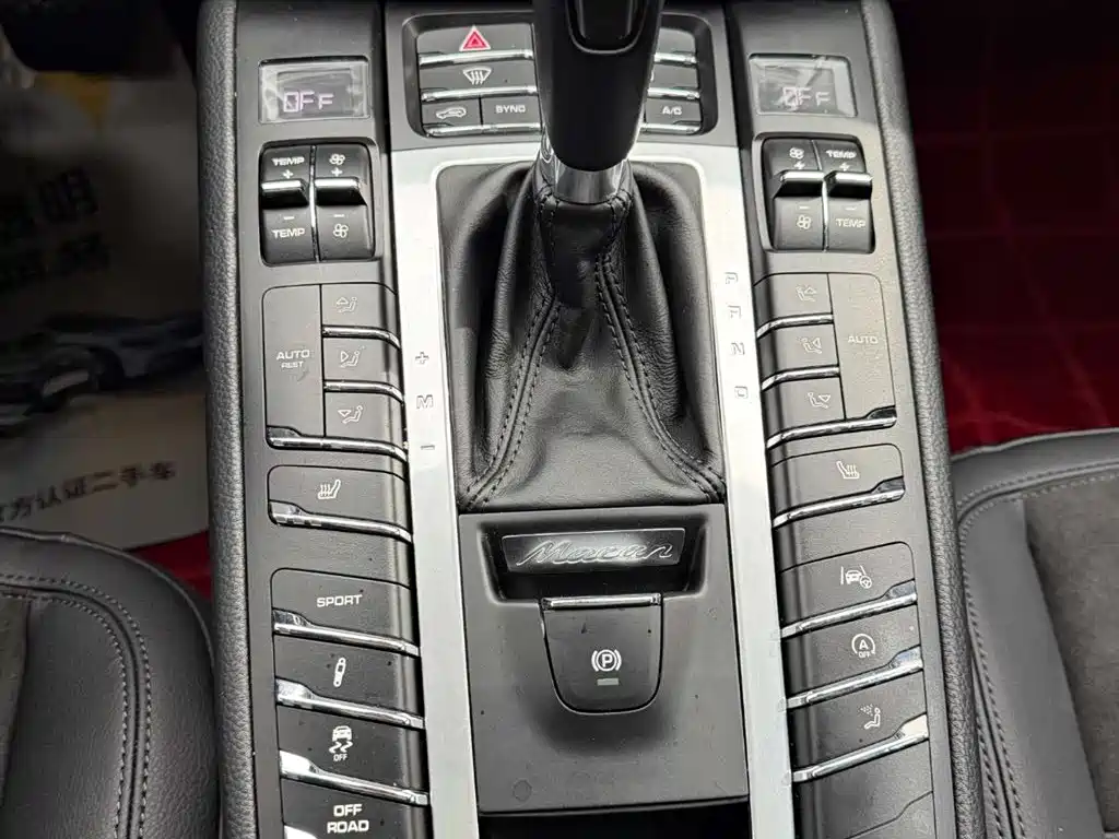 Macan 2020 Macan 2.0T купить на сайте DeffCars