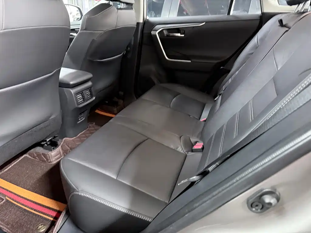 RAV4 Rongfang 2024 2.0L CVT two-wheel drive fashion Plus version купить на сайте DeffCars
