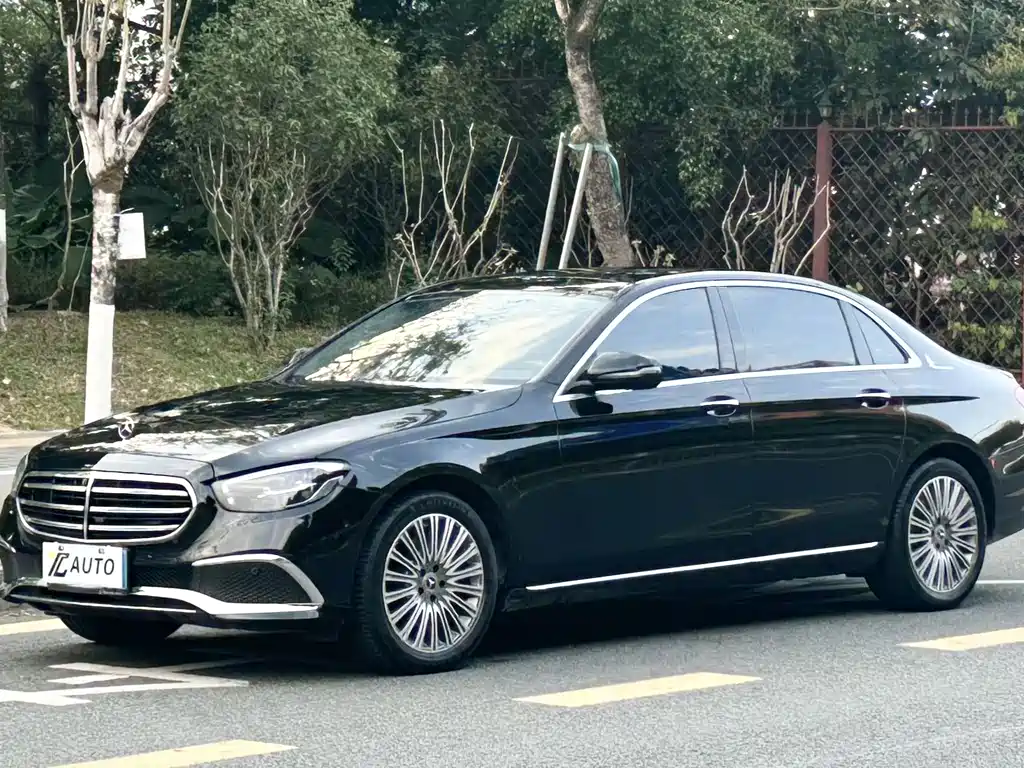 Mercedes-Benz E-Class 2023 E 300 L Luxury Model купить на сайте DeffCars