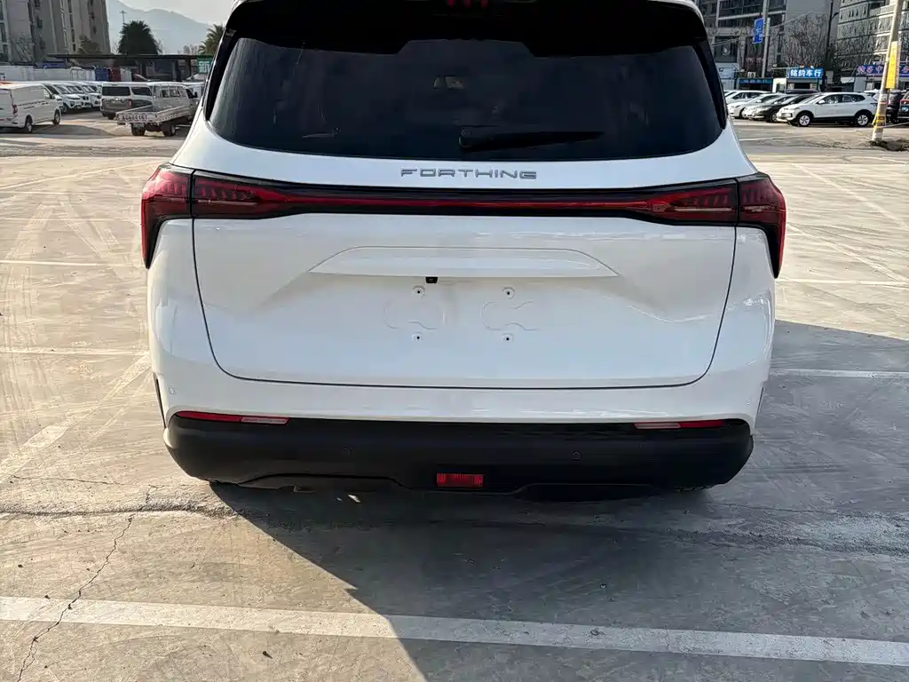 Fengxing Yacht 2022 1.5T DCT Wave Chasing Edition купить на сайте DeffCars