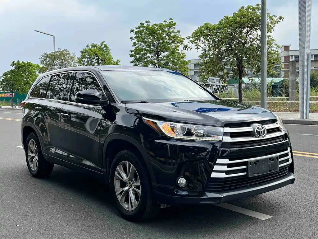 Highlander 2018 2.0T two-wheel drive elite version, 7 seats, National VI купить на сайте DeffCars