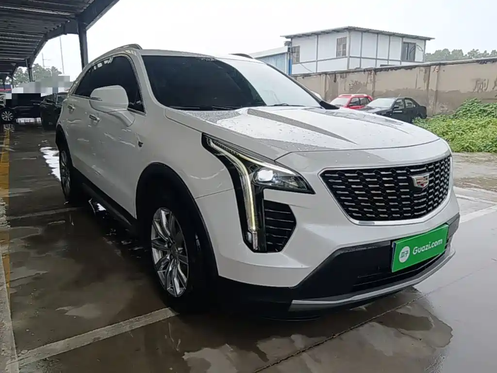 Cadillac XT4 2022 28T two-wheel drive premium model купить на сайте DeffCars