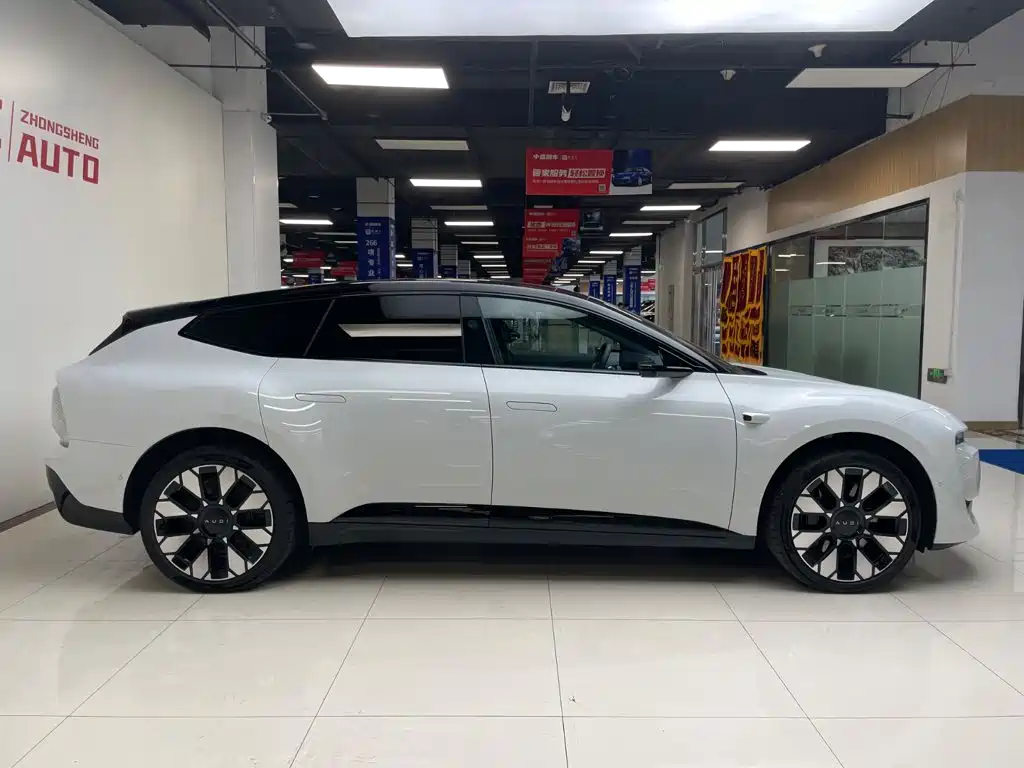 Audi E5 Sportback 2026 flagship quattro купить на сайте DeffCars