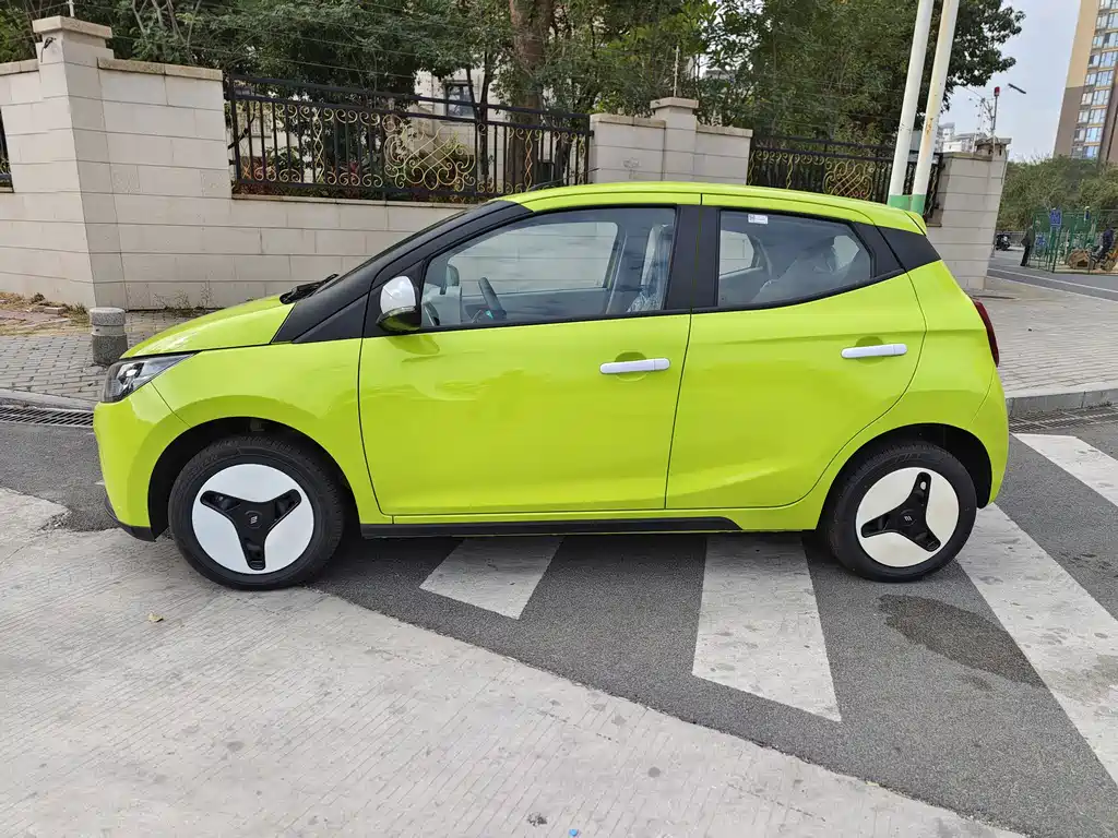 Yizhi EV2 2024 model 201km luxury model купить на сайте DeffCars