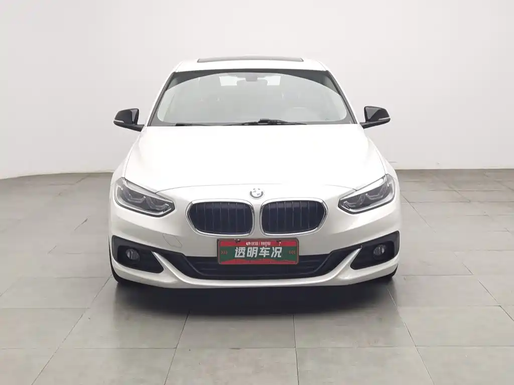 BMW 1 Series 2018 118i Sports купить на сайте DeffCars