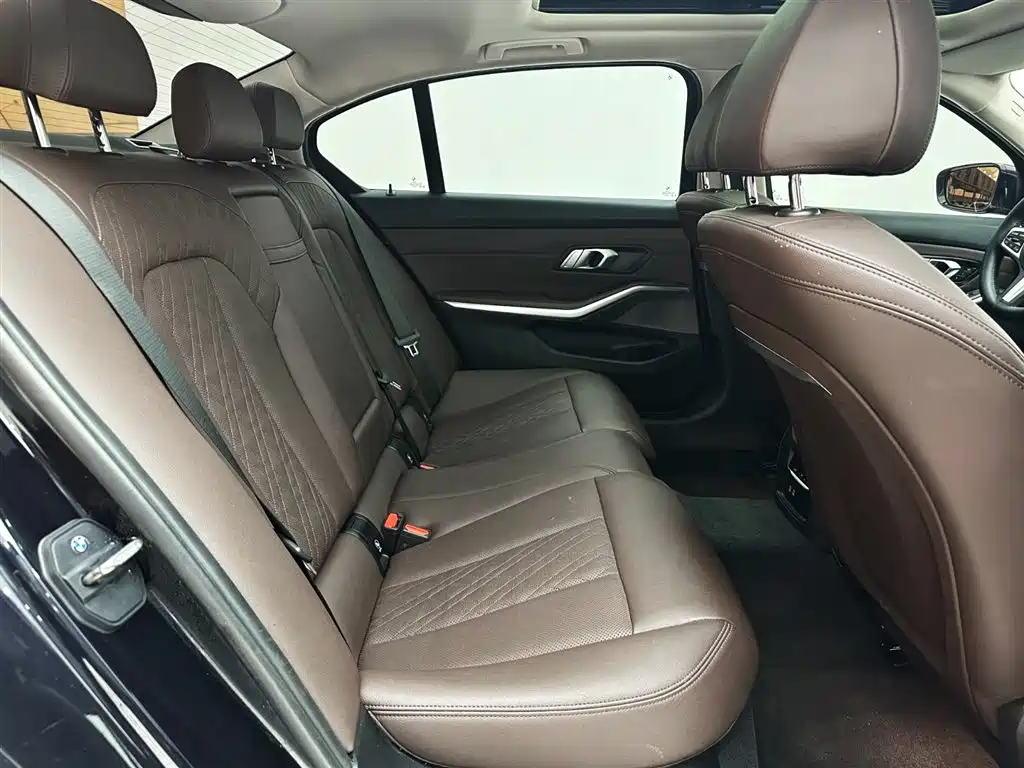 BMW 3 Series 2023 320Li M Sports Package купить на сайте DeffCars