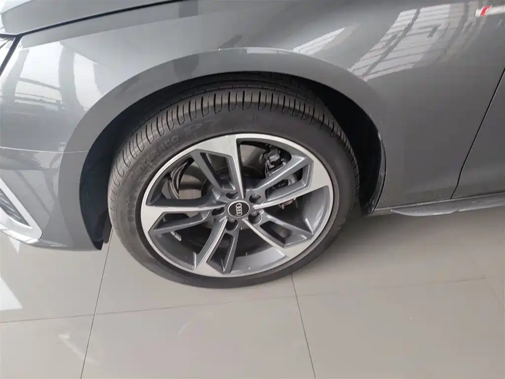 Audi A4L 2022 40 TFSI Fashionable and Dynamic купить на сайте DeffCars