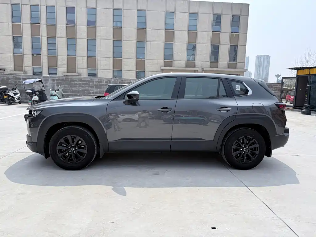 Mazda CX-50 2023 2.0L Leading Edition купить на сайте DeffCars