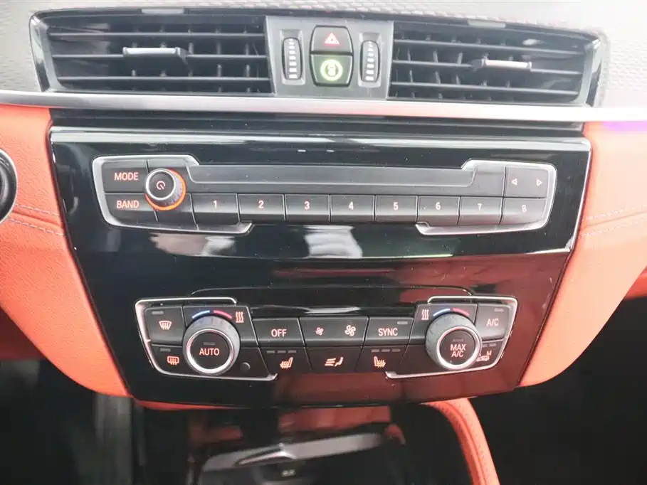 BMW X2 2020 sDrive25i Exclusive M Off-Road Package купить на сайте DeffCars