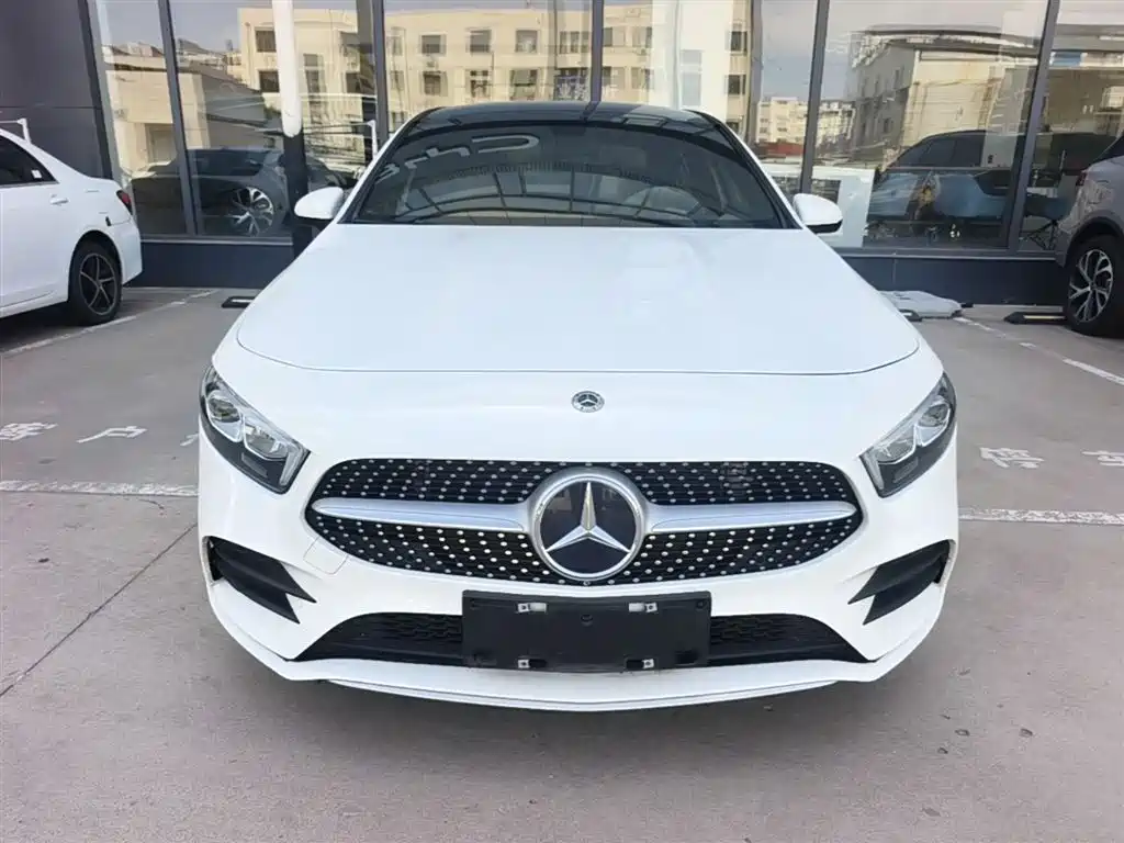 Mercedes-Benz A-Class 2022 Facelift Three A 200 L Sports Sedan Fashionable купить на сайте DeffCars