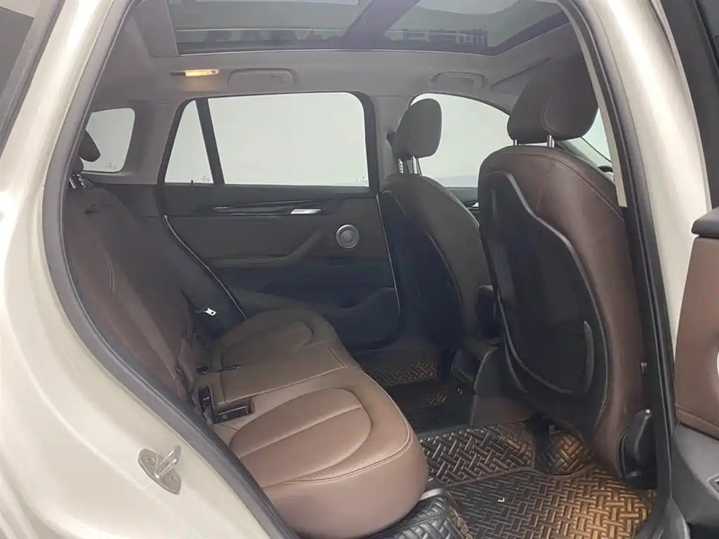 BMW X1 2021 sDrive20Li Fashion Model купить на сайте DeffCars