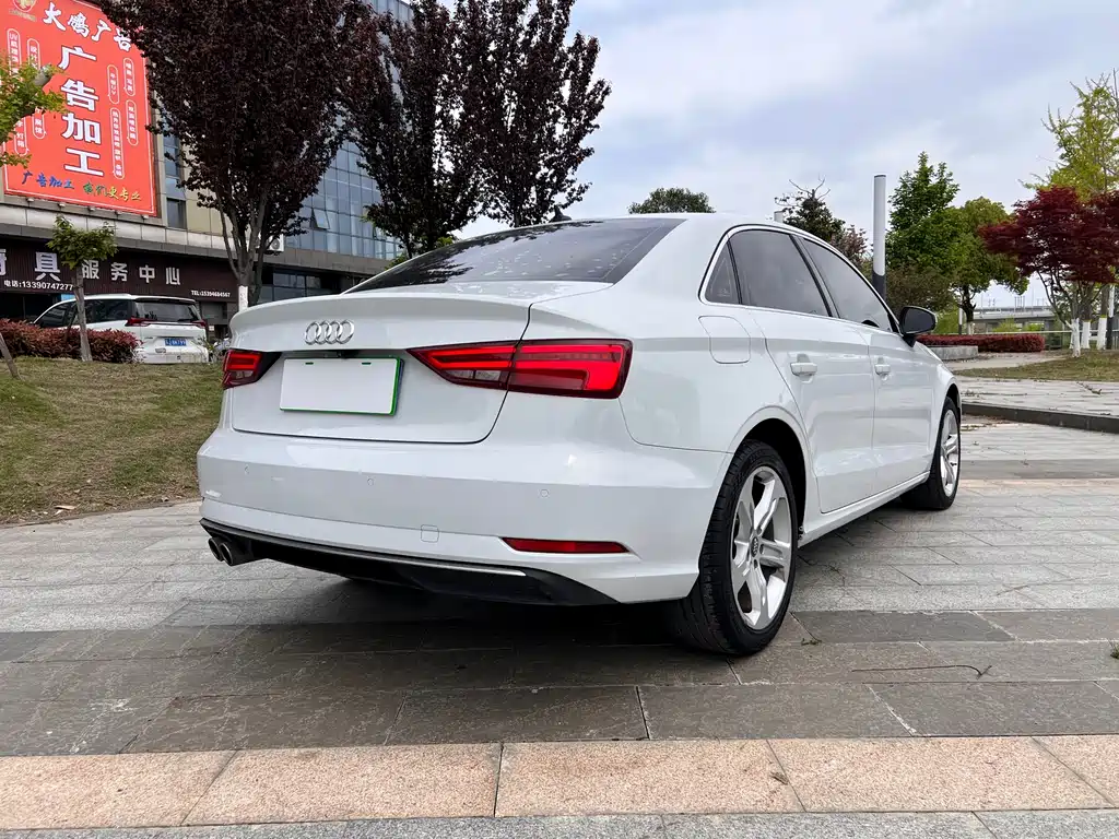 Audi A3 2019 Limousine 35 TFSI Enterprising National VI купить на сайте DeffCars