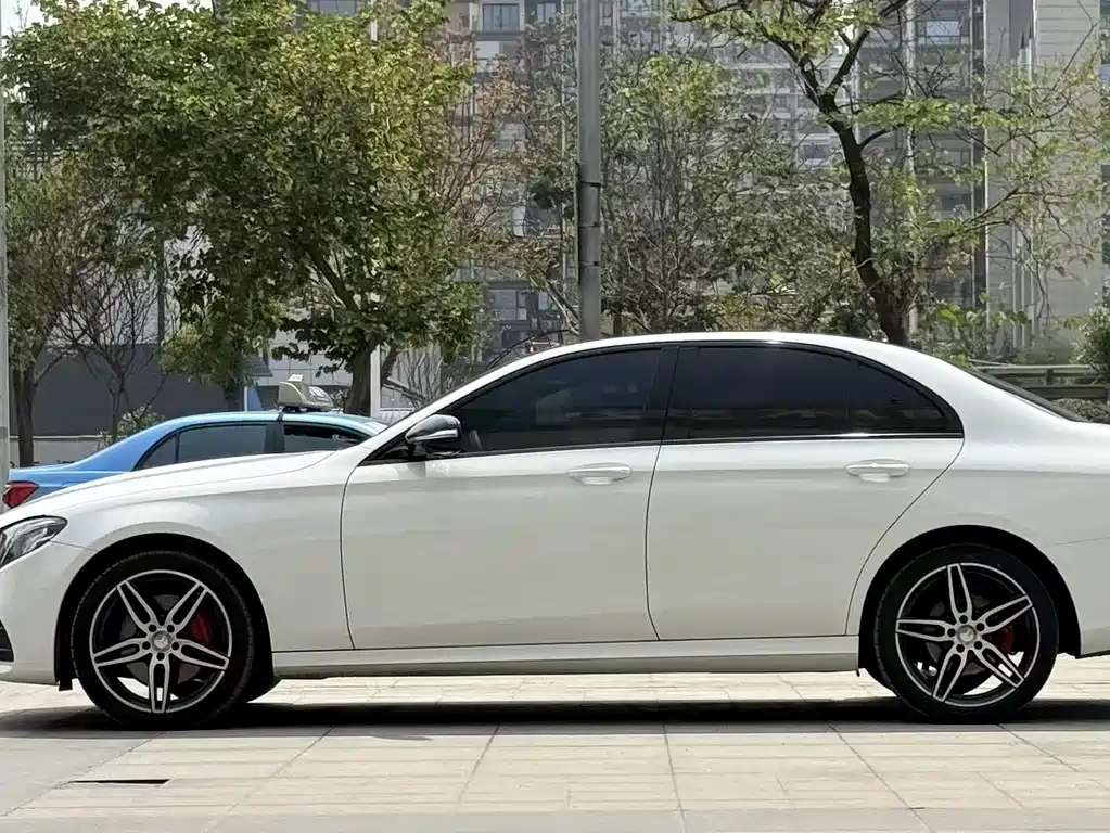 Mercedes-Benz E-Class 2017 E 300 Sports купить на сайте DeffCars