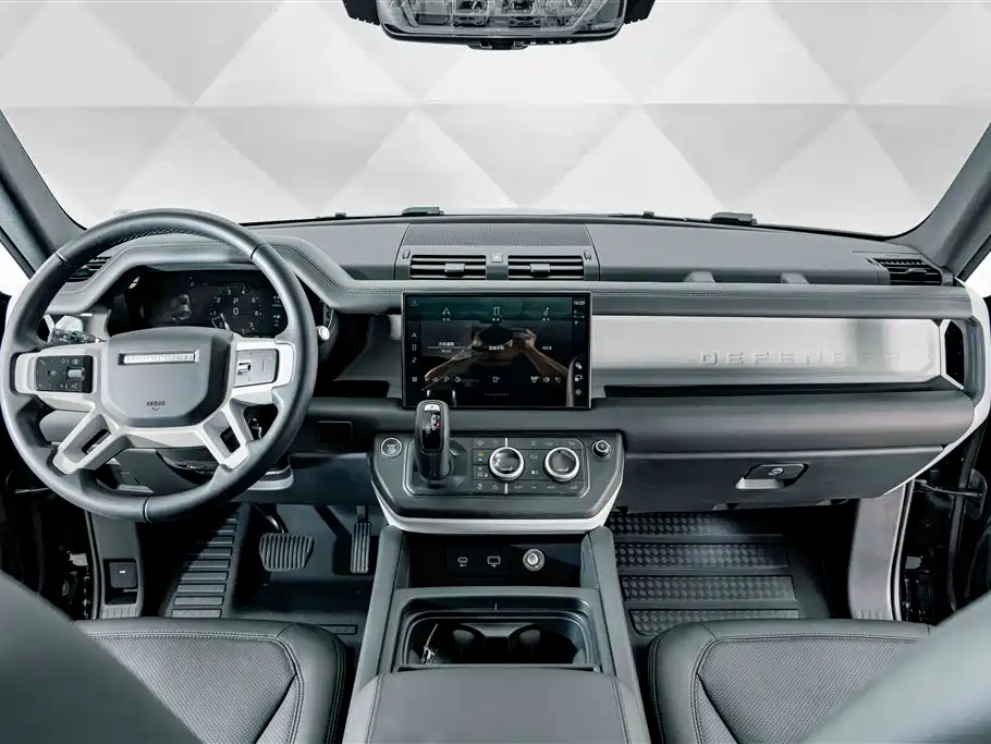 Land Rover Defender 2024 110 3.0T P400 XS купить на сайте DeffCars
