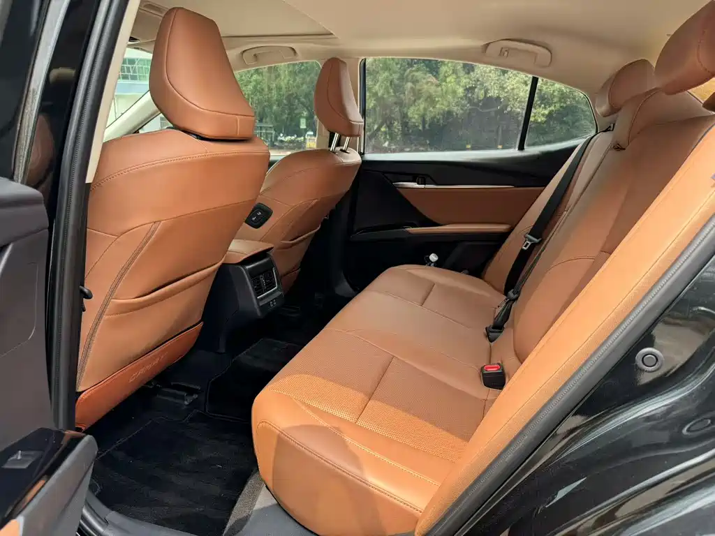 Camry 2024 2.0GVP Deluxe Edition купить на сайте DeffCars