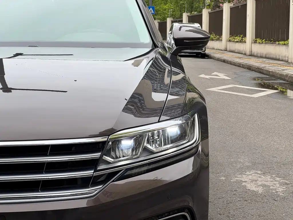 Huiang 2018 facelift 380TSI two-wheel drive business version купить на сайте DeffCars