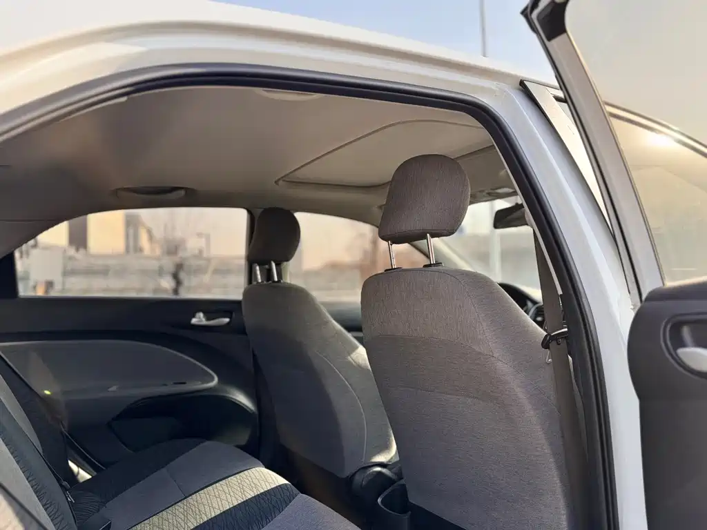 Huanchi 2020 1.4L automatic comfort sunroof version купить на сайте DeffCars