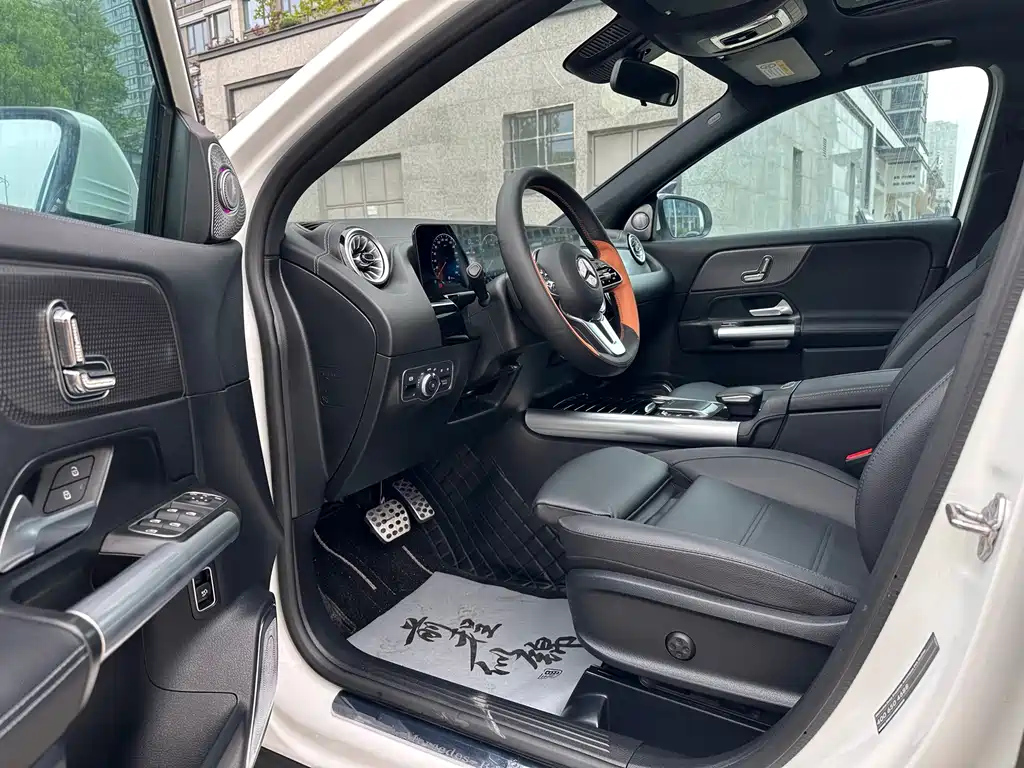 Mercedes-Benz GLA 2023 GLA 220 купить на сайте DeffCars
