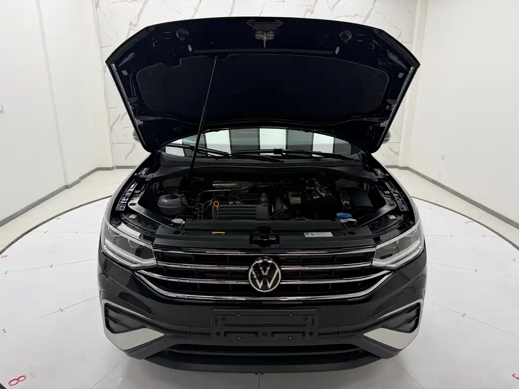 Tiguan L 2023 280TSI automatic two-wheel drive Chaochuang limited edition купить на сайте DeffCars