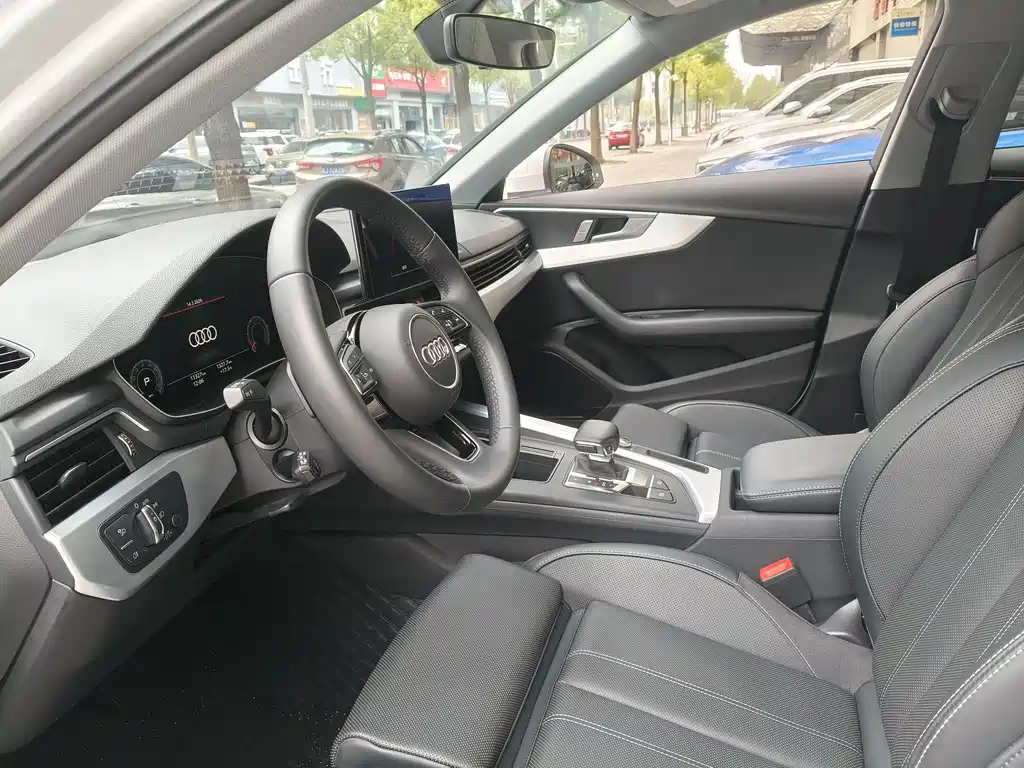 Audi A4L 2025 model 2 million Yuexiang version 40 TFSI fashionable and dynamic купить на сайте DeffCars