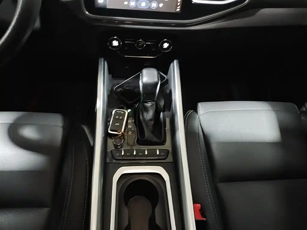 Tiggo 8 2018 1.5TCI automatic luxury model 5 seats купить на сайте DeffCars