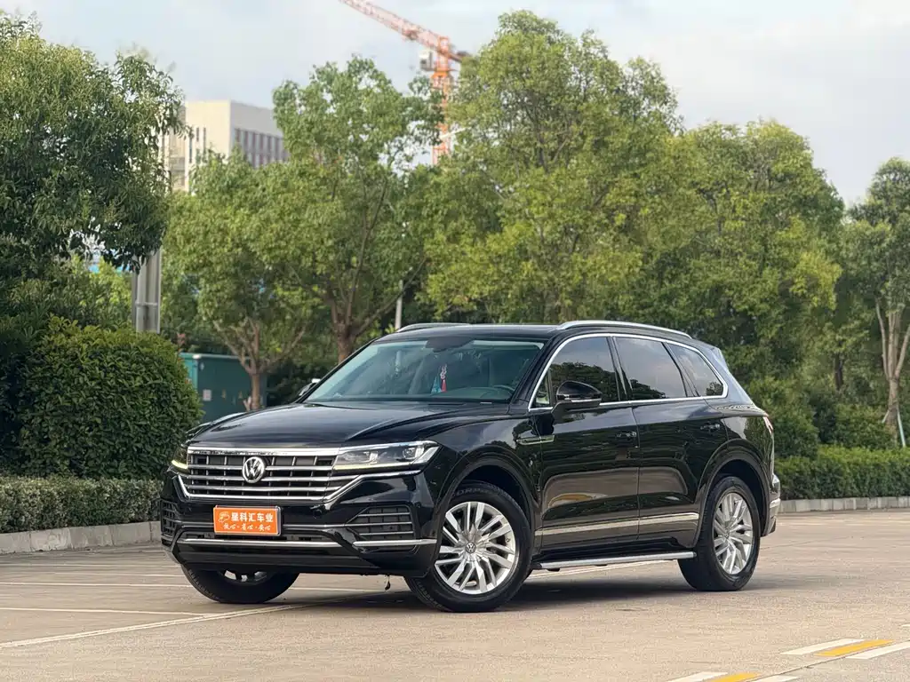 Touareg 2019 2.0TSI Sharp Wing Edition National VI купить на сайте DeffCars