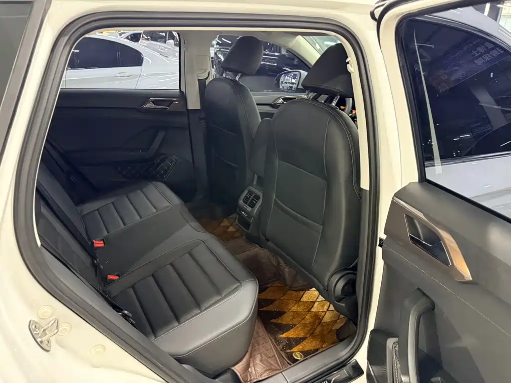 Tuyue 2022 280TSI two-wheel drive luxury version купить на сайте DeffCars