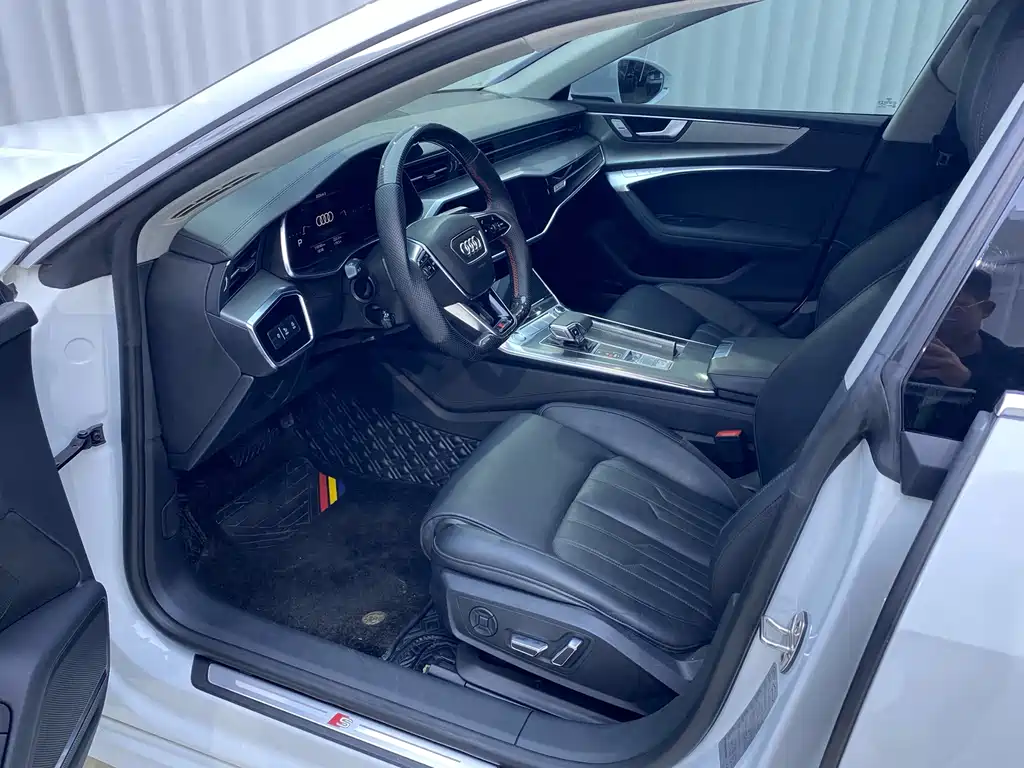 Audi A7 2019 55 TFSI quattro competition version купить на сайте DeffCars
