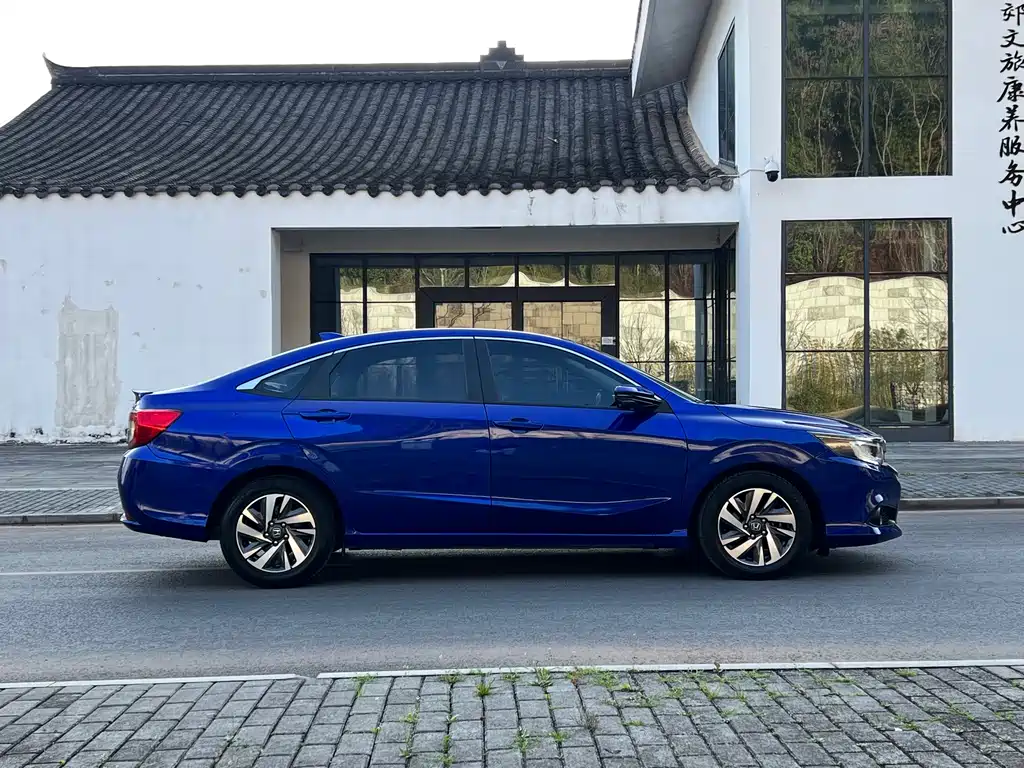 Lingpai 2019 180Turbo CVT flagship version National VI купить на сайте DeffCars