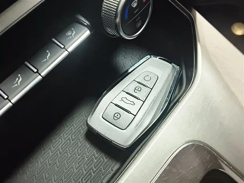 Binyue 2020 facelift 240T DCT Hunter купить на сайте DeffCars