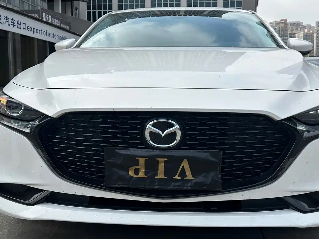 Mazda3 Angkesela 2022 2.0L Automatic Premium Edition купить на сайте DeffCars