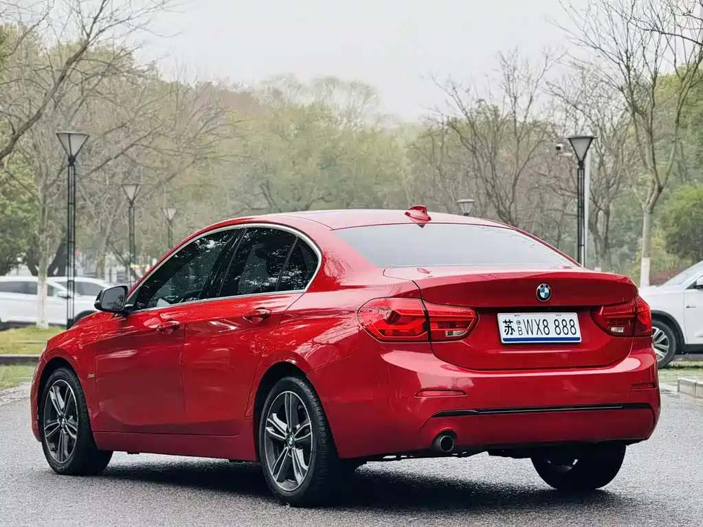 BMW 1 Series 2017 118i Sports купить на сайте DeffCars