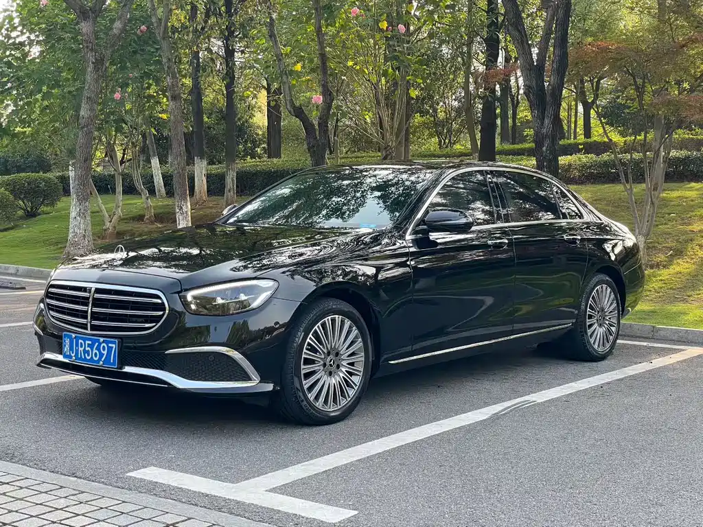 Mercedes-Benz E-Class 2023 E 300 L Fashion купить на сайте DeffCars