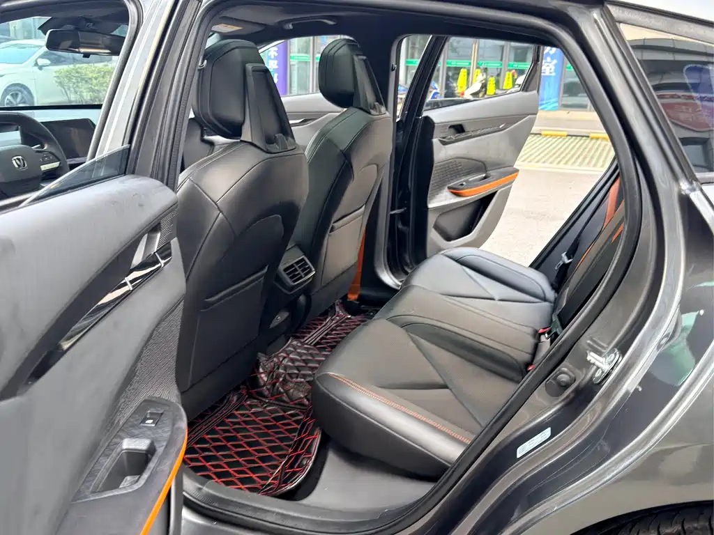 Changan UNI-V 2022 1.5T sports version купить на сайте DeffCars