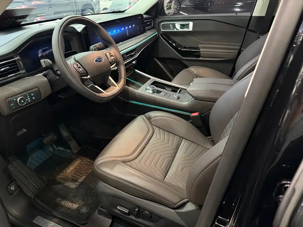 Explorer 2024 2.3T EcoBoost four-wheel drive titanium version 6 seats купить на сайте DeffCars