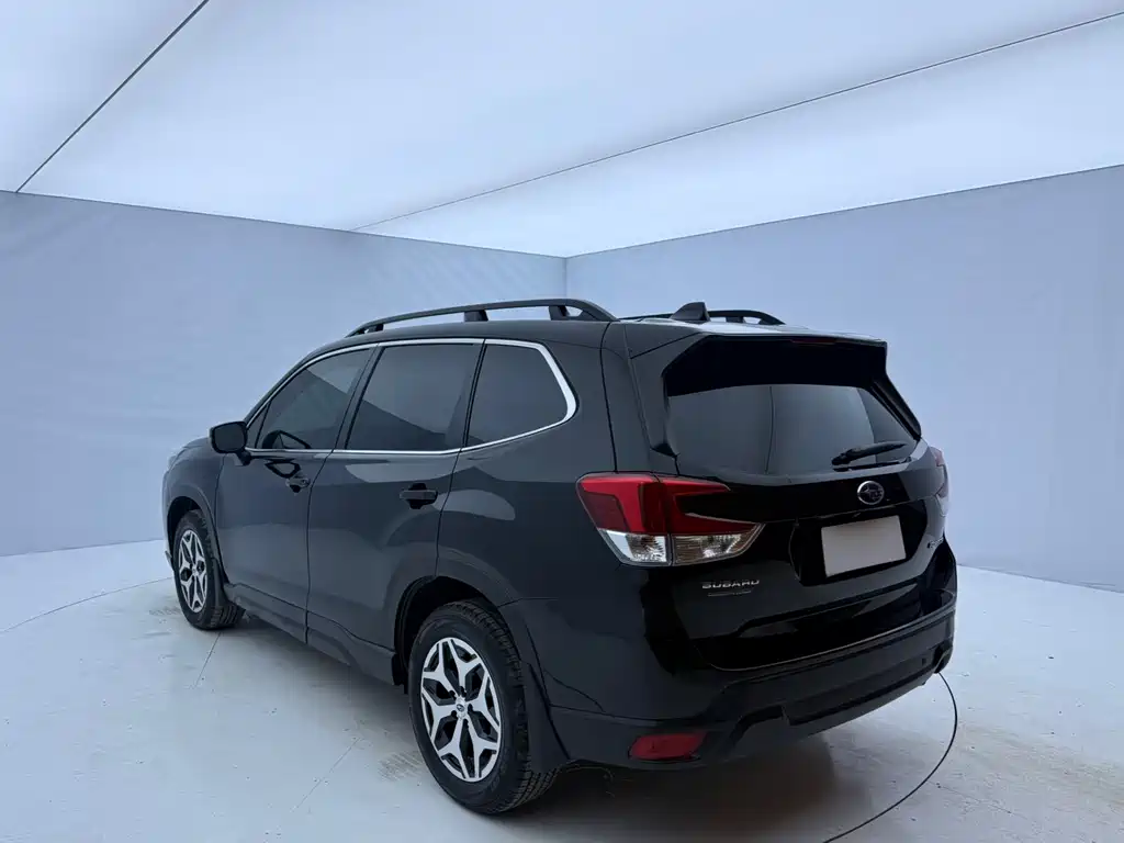 Forester 2022 2.0i AWD Deluxe Edition EyeSight купить на сайте DeffCars