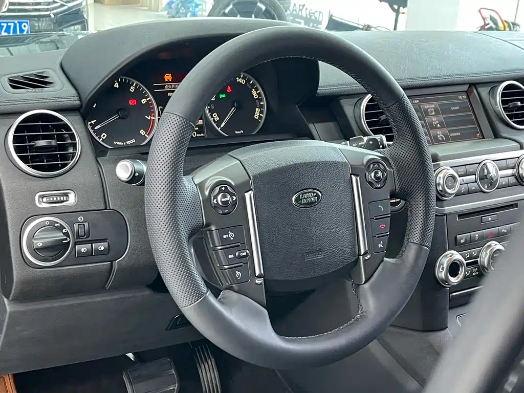 Discover the 2016 3.0 SC Obsidian Collector’s Edition HSE купить на сайте DeffCars