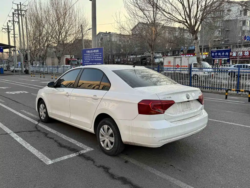 Jetta 2017 1.5L manual fashion model купить на сайте DeffCars