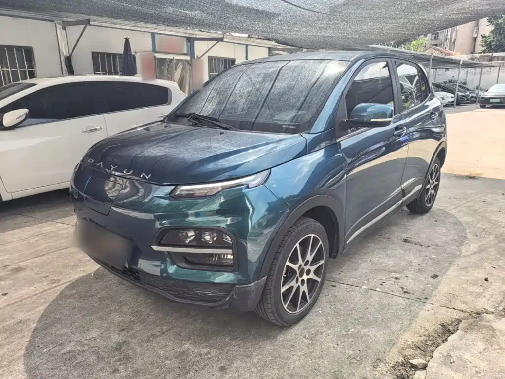 Yuehu 2022 30.66kWh two-wheel drive VIP version купить на сайте DeffCars