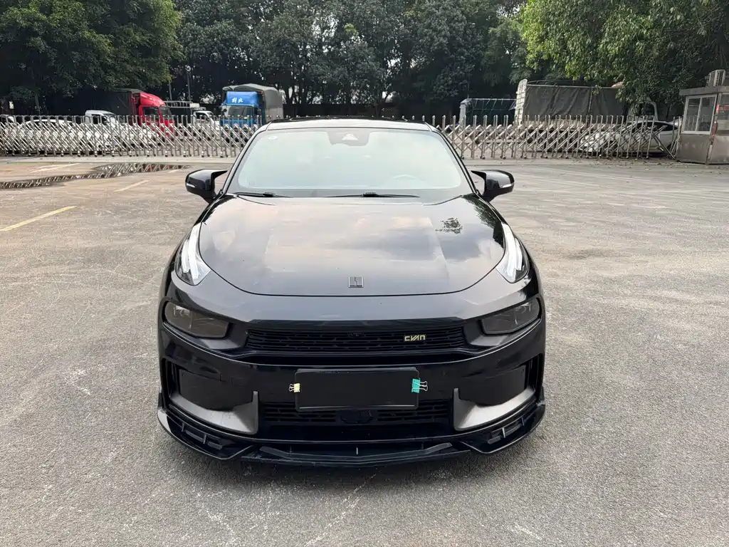 Lynk & Co 03 2019 2.0TD Automatic Pro Edition купить на сайте DeffCars