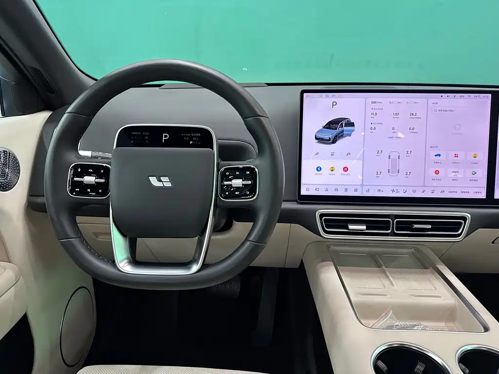 Ideal L8 2025 Ultra smart refresh version купить на сайте DeffCars
