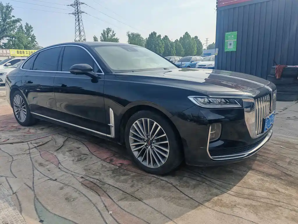 Hongqi H9 2022 2.0T Zhilian Flagship Edition купить на сайте DeffCars